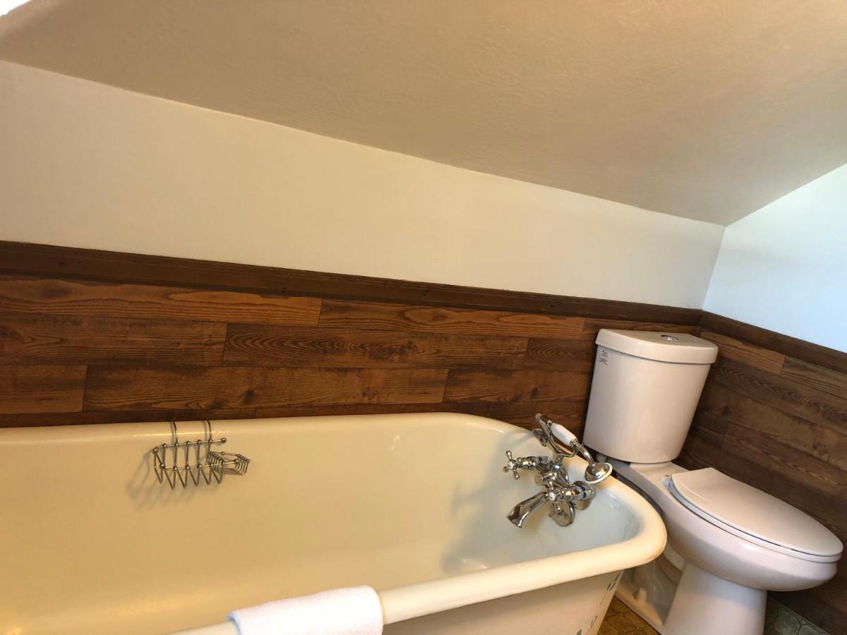 Country Inn Guesthouse フォート・ブラッグ エクステリア 写真